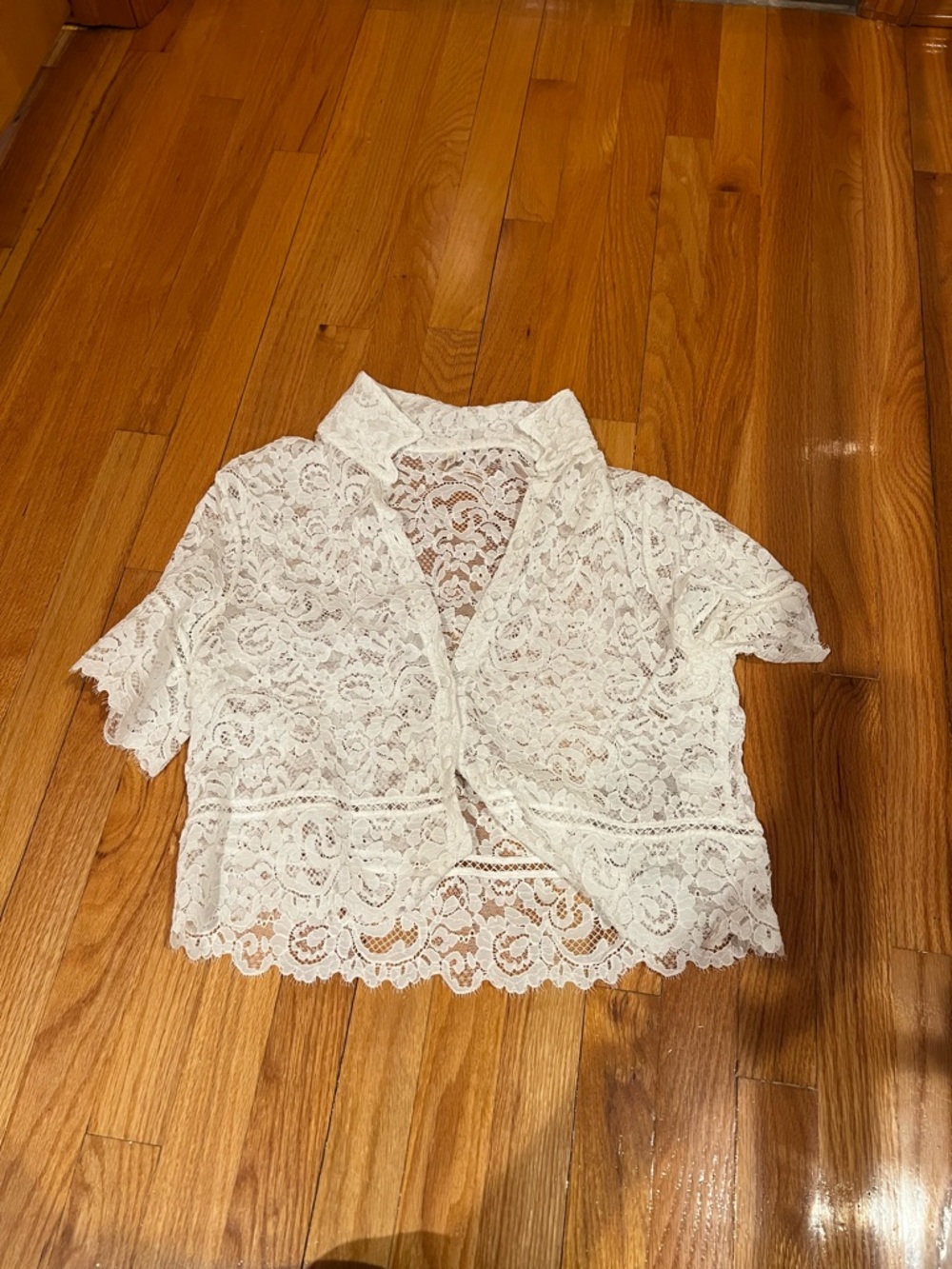 intimissimi White Lace Short-Sleeve Cropped Button Blouse